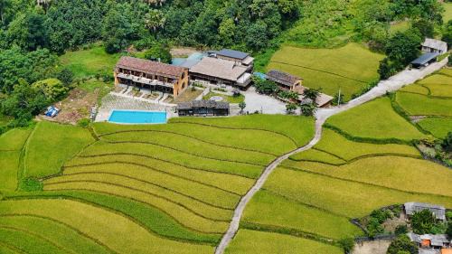 Vi Xuyen House | Ban Bang Ecolodge Tours & Motorbike Rental
