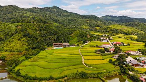 Vi Xuyen House | Ban Bang Ecolodge Tours & Motorbike Rental