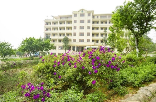 Ba Vi Hotel | Bavieco Resort
