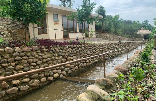 Ba Vi Hotel | Bavieco Resort