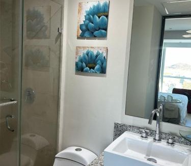 Cerritos Apartment | Beachfront Apartment