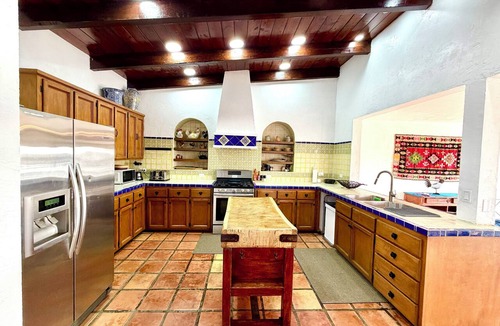 Lengueta Arenosa House | Beachfront House + Volleyball Court in Ensenada - 10 People