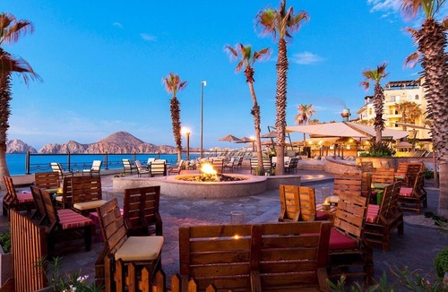 Los Cabos Resort | Beachfront resort located within walking distance of downtown & the iconic Arch