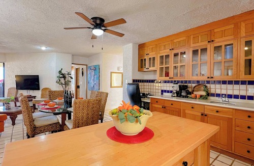 Centro Condo | Beachfront Terrasol Condo · Ocean Views & Patio