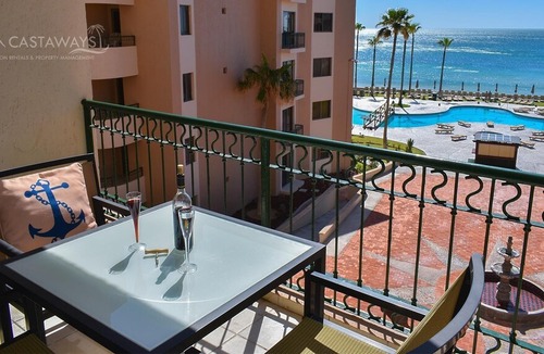 Puerto Penasco Condo | Beachfront Upper Floor Luxury Condo - Sonoran Spa N304 1 BR 1 BA Next to the Pool, High Speed Wi-Fi