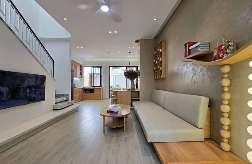 Son Tra House | Beautiful 3-bedroom house with jacuzzi near beach in Đà Nẵng