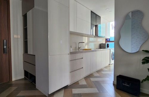 Thu Thiem Apartment | Beautiful condo with amazing pool