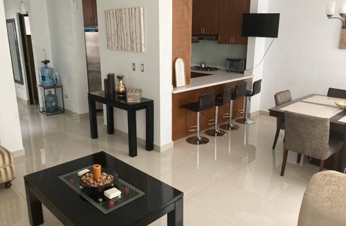 Monterrey House | Beautiful house - Close to shopping centers and entertaining