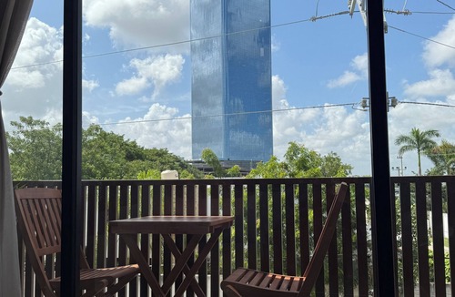 Merida Municipality Apartment | Beautiful modern Loft w/Rooftop Pool, Coworking Area, Game room & Security 24/7