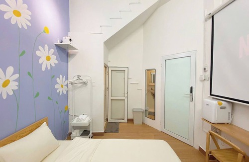 Hang Dao Apartment | Bedroom w/No Stairs, Easy Access Stay in Hanoi Old Quarter, Locker, Free Wash