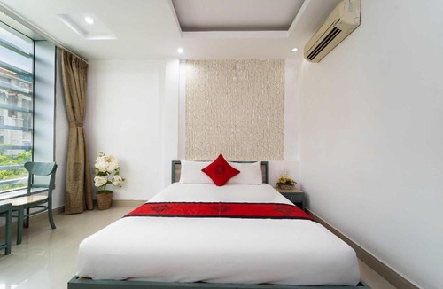 Phu My Hung Hotel | Belvilla Comfort Stays Near SECC formerly Cozy Hotel