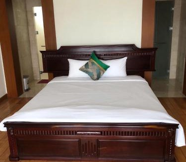 Ngu Hanh Son Resort | Blue Sky & Villas Beach Resort