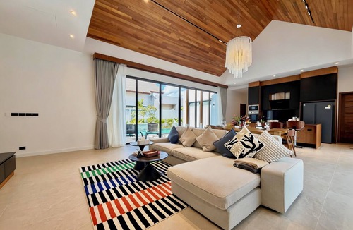 Choeng Thale Villa | Bougainvillea Luxury Pool Villas