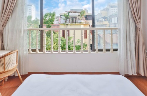 Ba Dinh Hotel | Boutique Heritage Hotel apartment-Superb Old street View-ElevatorSuper Central