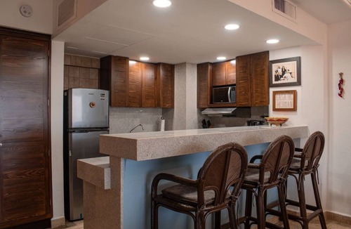 Marina Vallarta Condo | brand-new SUMMER RATES starts from APRIL 20th TILL OCT 31th only 195 A NIGHT