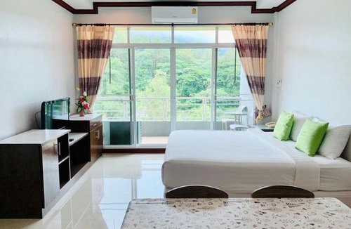 Khaem Son Resort | Breezehill Khao Kho Hotel