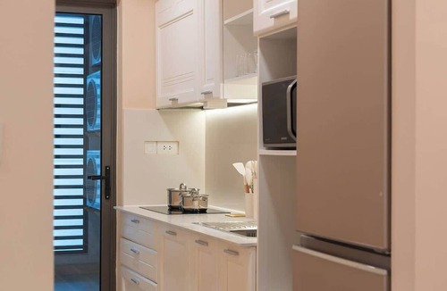 Bach Dang Riverside Apartment | Bright 2BR+2BA | D1 | Near BenThanh & Nguyen Hue