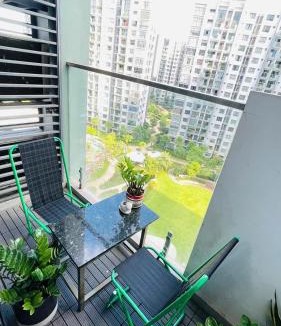 Tan Phu District Apartment | Căn hộ 2PN 2WC đầy đủ tiện nghi tại Emerald Celadon Tân Phú