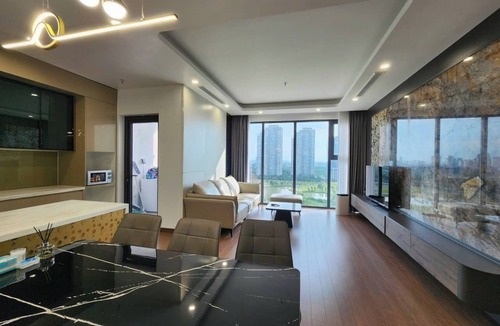 Tu Liem Apartment | Căn hộ 3 phòng ngủ view rộng tại Thematrixone