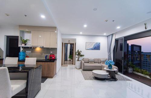 Tan Phu District Apartment | Căn hộ 3PN Diamond view đẹp, gần sân bay SGN