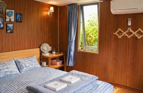 Bao Loc Cabin | Cổ Thiên Thạch Kiếm