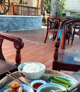 District 12 Bed & Breakfast | Cactos Pool & Palms Local Stay