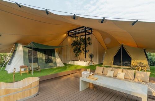 Mae Pim Hotel | Camp Cayla - COASTA