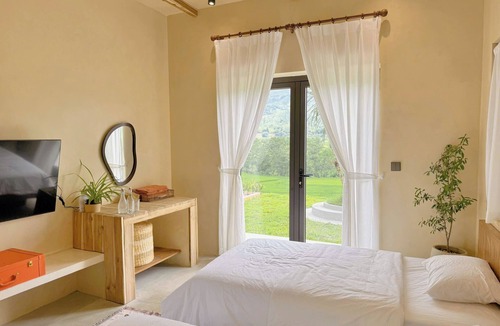 Kim Boi Hotel | Campo De Sole Villa Hoa Binh