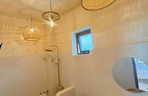Kim Boi Hotel | Campo De Sole Villa Hoa Binh