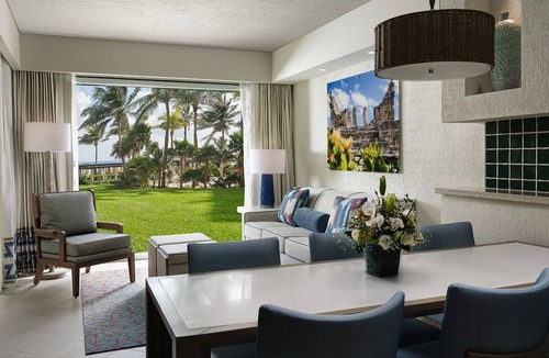 Zona Hotelera Resort | Cancun Ocean View Resort Stay with Pools, Beach & Spacious 1BR Villa