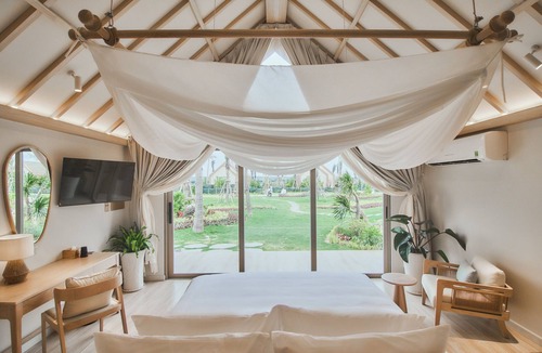Cam Ranh Resort | Carabeach Retreat