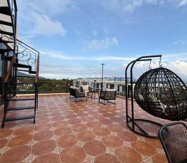 Chantepec House | Casa Catrina Panoramic Views of Lake Chapala