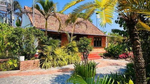 Madagui Town House | Cat Tien Garden Homestay