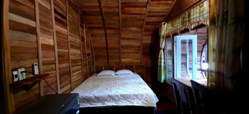 Quan Tom Cabin | Cat Tien Nature Hotel