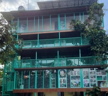 Quan Tom Resort | Cat Tien River Lodge
