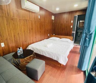 Quan Tom Resort | Cat Tien River Lodge