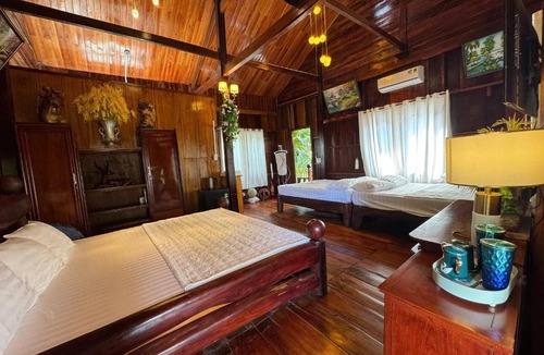 Quan Tom Hotel | Cat Tien Vista