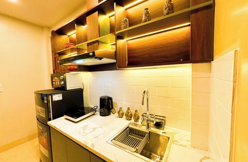 Hang Bac House | Central Old Quarter 2BR | Street - facing room | Balcony | Bamboura Home