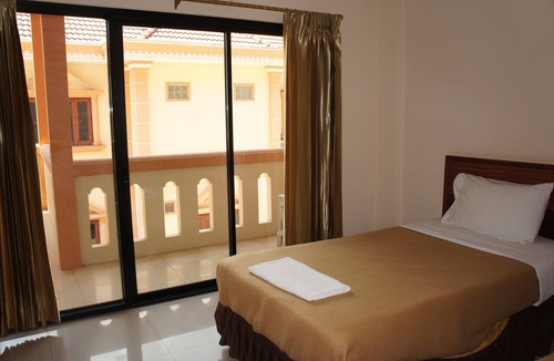 Vientiane Hotel | Chaleunehoung Hotel