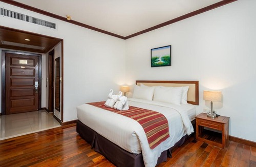 Pakse Hotel | Champasak Grand Hotel