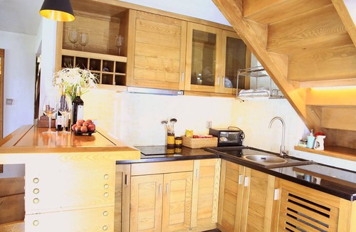 Sa Pa Villa | Charming 2-bedroom villa with WiFi, AC in delightful Lào Cai