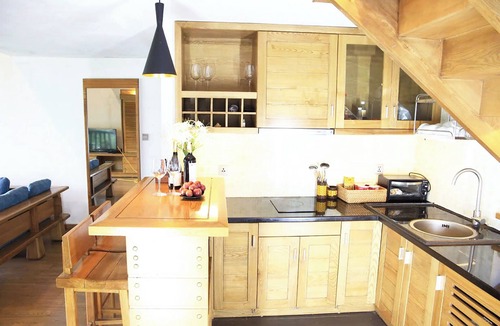Sa Pa Villa | Charming 2-bedroom villa with WiFi, AC in delightful Lào Cai