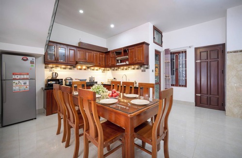 Ngu Hanh Son House | Charming 4-bedroom house with AC and WiFi in enchanting Đà Nẵng