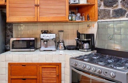 Cuernavaca House | Charming Country House with Pool & Scenic Views