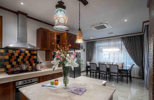 Hang Dong Villa | Chiang Mai's Best Garden Paradise Villa, A/C, Free Breakfast, Pool, Rental Van