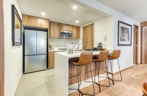 Hipodromo Apartment | Chic 2BR in Condesa Rooftop Pool Fast WiFi