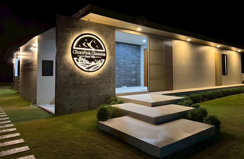 Khlung Villa | Chomnok Chomna Pool villa