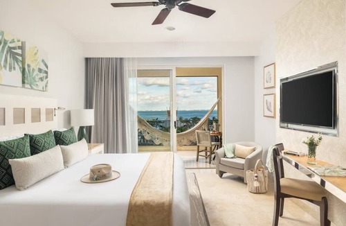 Puerto Juarez Resort | Christmas in Cancun! Luxury Ocean View 2BR - Dec 19–26 Sleeps 6