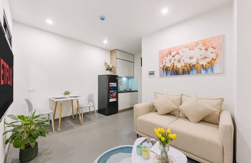 Nghia Đo Apartment | Cindy's Westlake Apartment