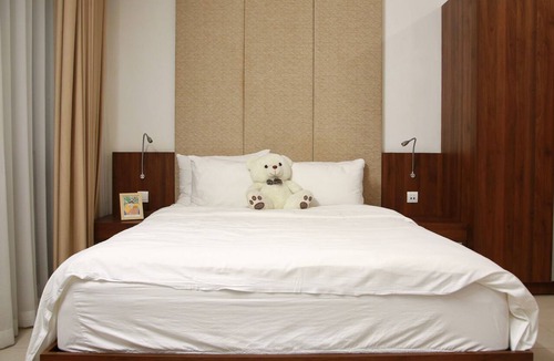 Phu Nhuan Hotel | Cityhouse - Emerald